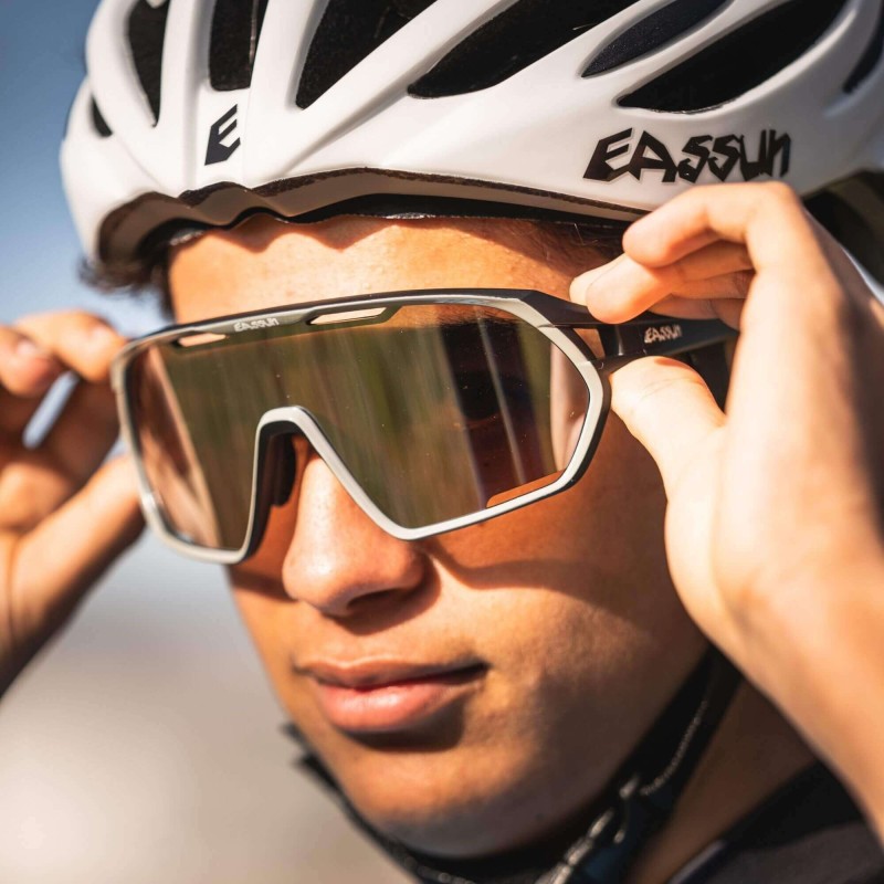 Lunettes de Soleil de Cyclisme Paradiso EASSUN, CAT 3, Oculaire Argentée et Monture Noire