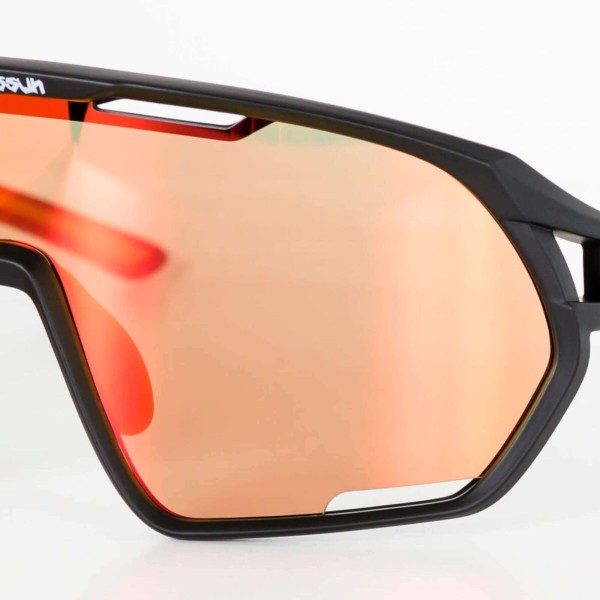 Ventilation System of Golf Sunglasses Paradiso EASSUN, CAT 2 Solar Lens with Matte Black Frame and Red REVO Lens